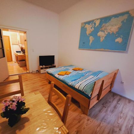 Astoria Central Appartement 10 Minutes To Downtown Vienne Extérieur photo